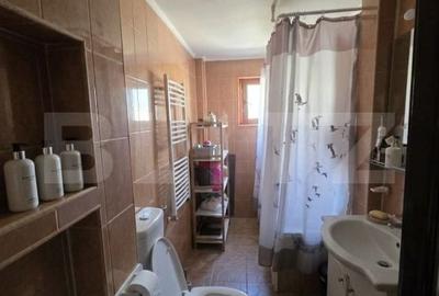 Apartament cu 3 camere decomandat în Micro 40
