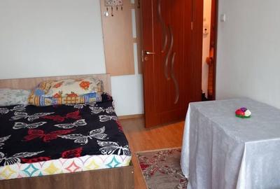 Garsonieră decomandată în Narcisa