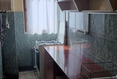 Garsonieră decomandată în UTA