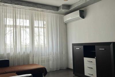 Apartament cu 2 camere semidecomandat în Trivale