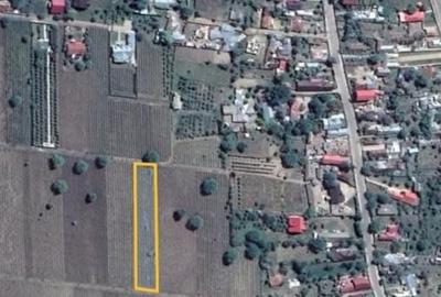 Teren de 2300 mp, în Unirea - 1