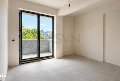 Apartament cu 3 camere semidecomandat în Ștefan cel Mare