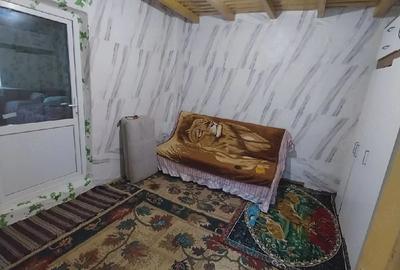 Casă cu 4 camere cu Teren 400 Mp în Giurgiului
