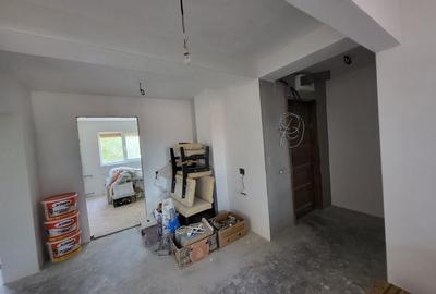 Apartament cu 3 camere decomandat în Central - 4