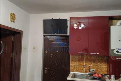 Casă cu 9 camere cu Teren 741 Mp în Central - 2