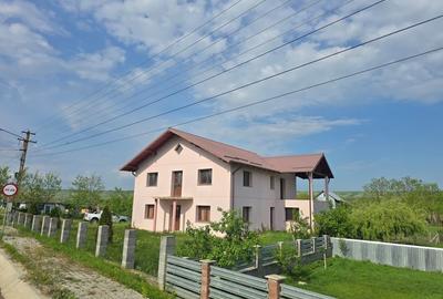 Casă cu 4 camere în Todireni - 2