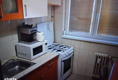Apartament cu 2 camere decomandat în Tei - 14