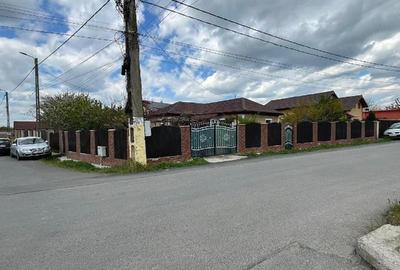 Casă cu Teren 650 Mp în Traian - 4