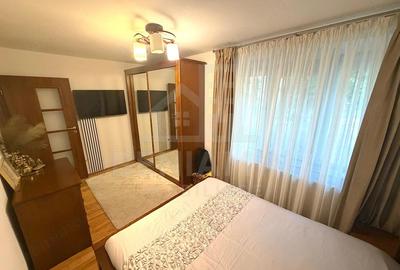 Apartament cu 3 camere decomandat în Brazda lui Novac
