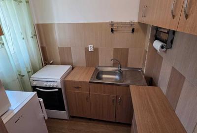 Garsonieră decomandată în Zorilor