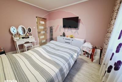 Casă cu 5 camere cu Teren 2100 Mp în Hidiș - 2