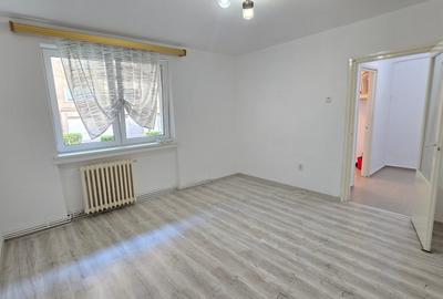Apartament cu 2 camere semidecomandat în Împăratul Traian