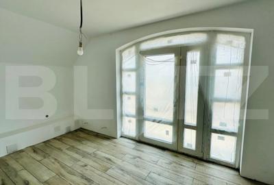 Casă cu 3 camere cu Teren 300 Mp în Central - 2