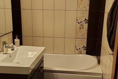 Casă cu 3 camere decomandat în Titan - 6
