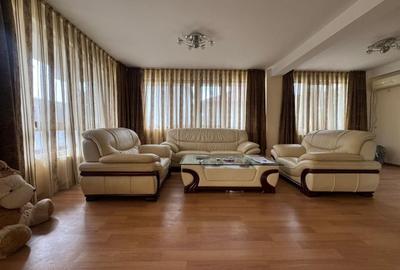 Apartament cu 3 camere semidecomandat, mobilat în Sud - 5