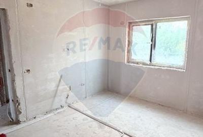 Duplex cu 4 camere cu Teren 110 Mp în Periferie - 10