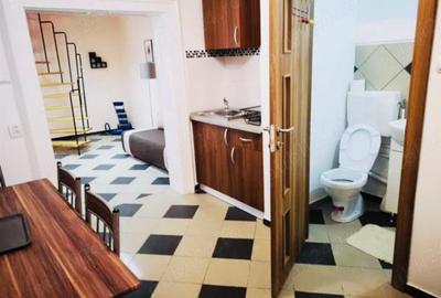 Casă individuală cu 4 camere cu Teren 40 Mp în Schei - 2