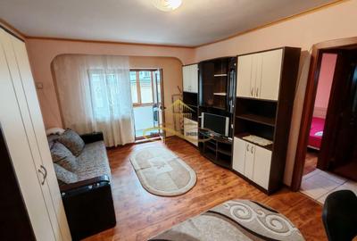 Apartament cu 2 camere semidecomandat, mobilat în Central