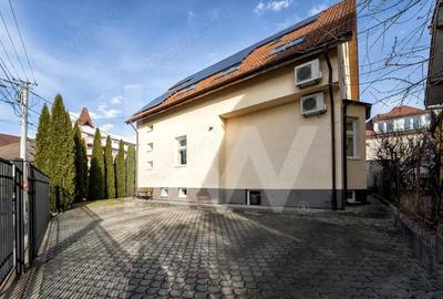 Spațiu comercial, de 370 mp, în Sub Arini - 14