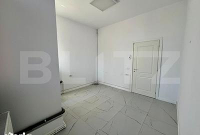 Spațiu comercial, de 12 mp, în Central - 4