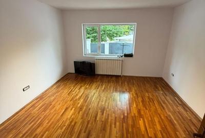 Casă cu 4 camere cu Teren 118 Mp în Domenii