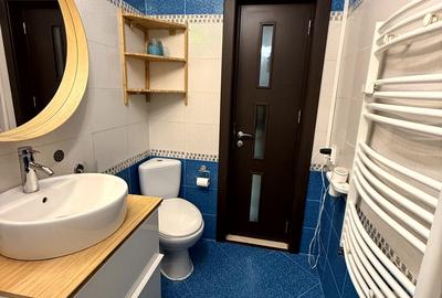 Apartament cu 2 camere decomandat în Tei