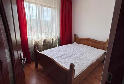 Apartament cu 3 camere semidecomandat în 9 Mai - 6