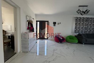 Duplex cu 3 camere cu Canalizare în Sânmihaiu Român - 5