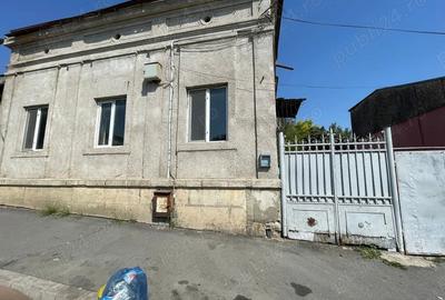 Casă cu 2 camere cu Teren 78 Mp în Central
