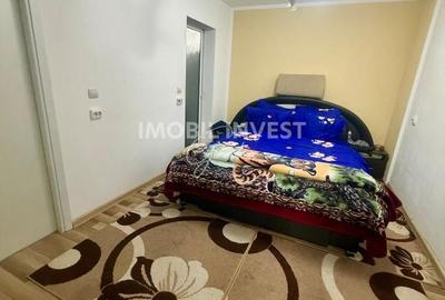 Casă cu 9 camere cu Teren 600 Mp în Central - 1