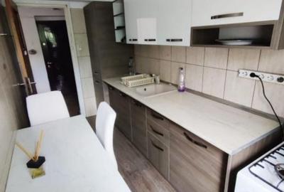 Apartament cu 3 camere decomandat în Dristor - 3
