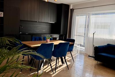 Apartament cu 3 camere semidecomandat, mobilat în Florești
