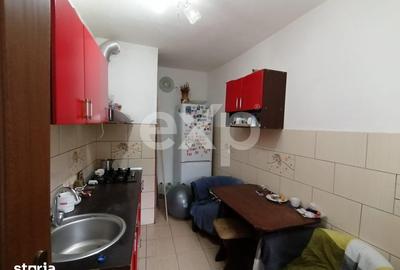 Casă cu 3 camere cu Teren 30 Mp în Central - 1