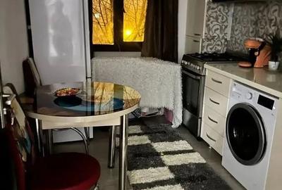 Garsonieră semidecomandată în Micro 40 - 2