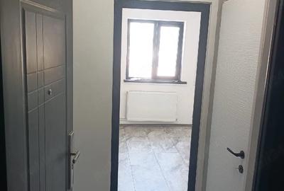 Garsonieră decomandată în Central - 4