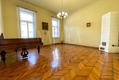 Apartament cu 3 camere în Central - 1