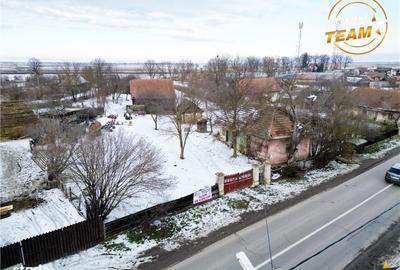 Casă cu 2 camere cu Teren 4831 Mp în Boroșneu Mare - 8