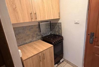 Garsonieră decomandată în Central - 4