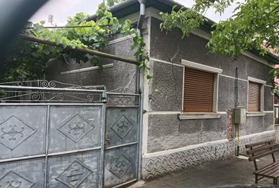 Casă cu 4 camere în Gai