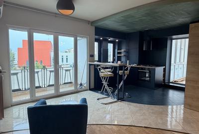 Apartament cu 3 camere în Centrul Civic
