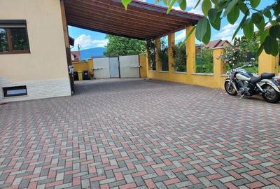 Casă cu Teren 800 Mp în Central - 9