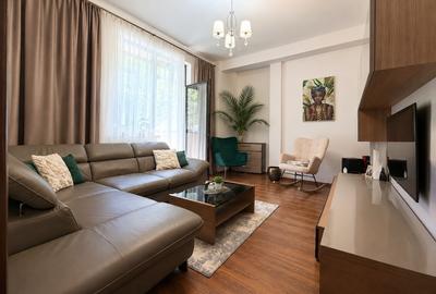 Apartament cu 2 camere decomandat în Universitate