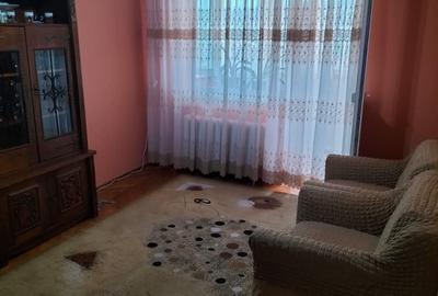 Apartament cu 2 camere decomandat în Cetate