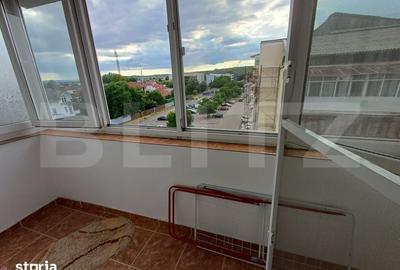 Apartament cu 2 camere decomandat în Debarcader