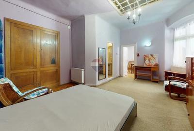 Apartament cu 2 camere semidecomandat în Centrul Istoric