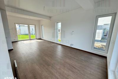 Casă cu 4 camere cu Teren 321 Mp în Vidra - 11