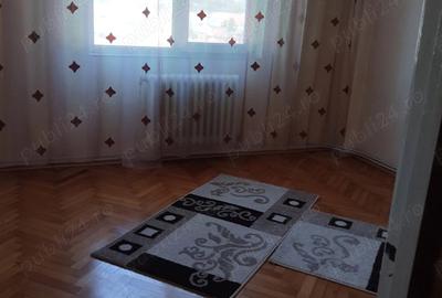 Apartament cu 4 camere decomandat în Central - 2