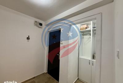 Apartament cu 3 camere în 1 Mai
