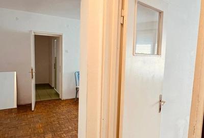Apartament cu 2 camere semidecomandat în Mazepa 1