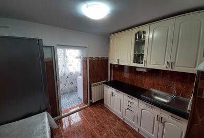 Apartament cu 2 camere decomandat în Exterior Vest - 2